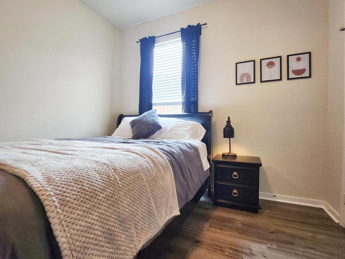 4 Bedroom Home Near Downtown Med Center Nrg Stadium Pearland Skyview Long By Ion Rentals Х'юстон Екстер'єр фото