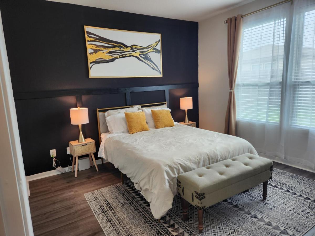 4 Bedroom Home Near Downtown Med Center Nrg Stadium Pearland Skyview Long By Ion Rentals Х'юстон Екстер'єр фото