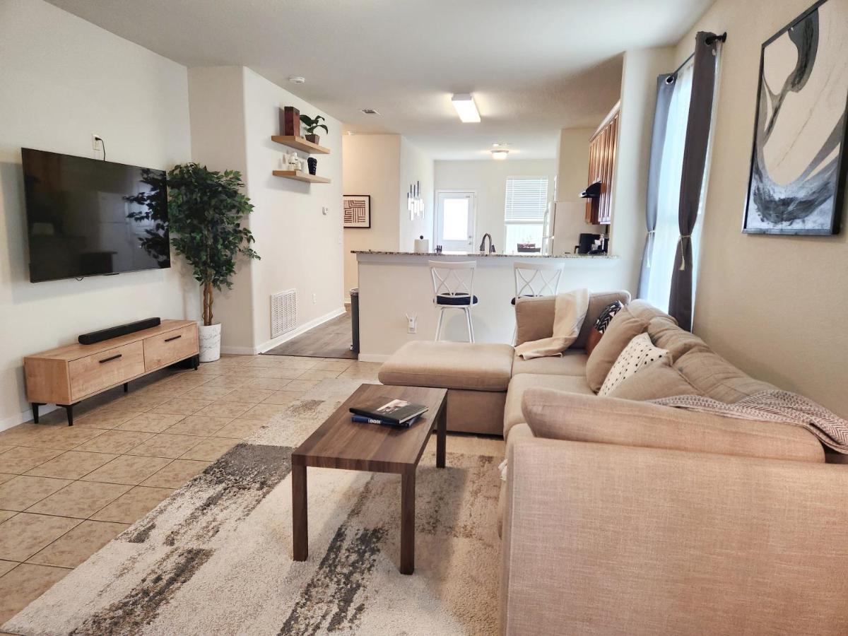 4 Bedroom Home Near Downtown Med Center Nrg Stadium Pearland Skyview Long By Ion Rentals Х'юстон Екстер'єр фото