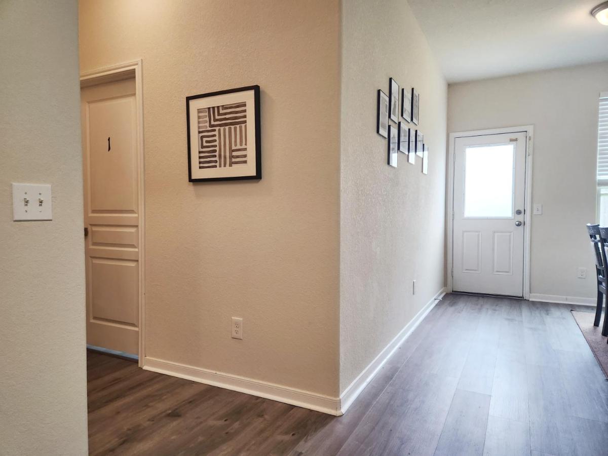 4 Bedroom Home Near Downtown Med Center Nrg Stadium Pearland Skyview Long By Ion Rentals Х'юстон Екстер'єр фото