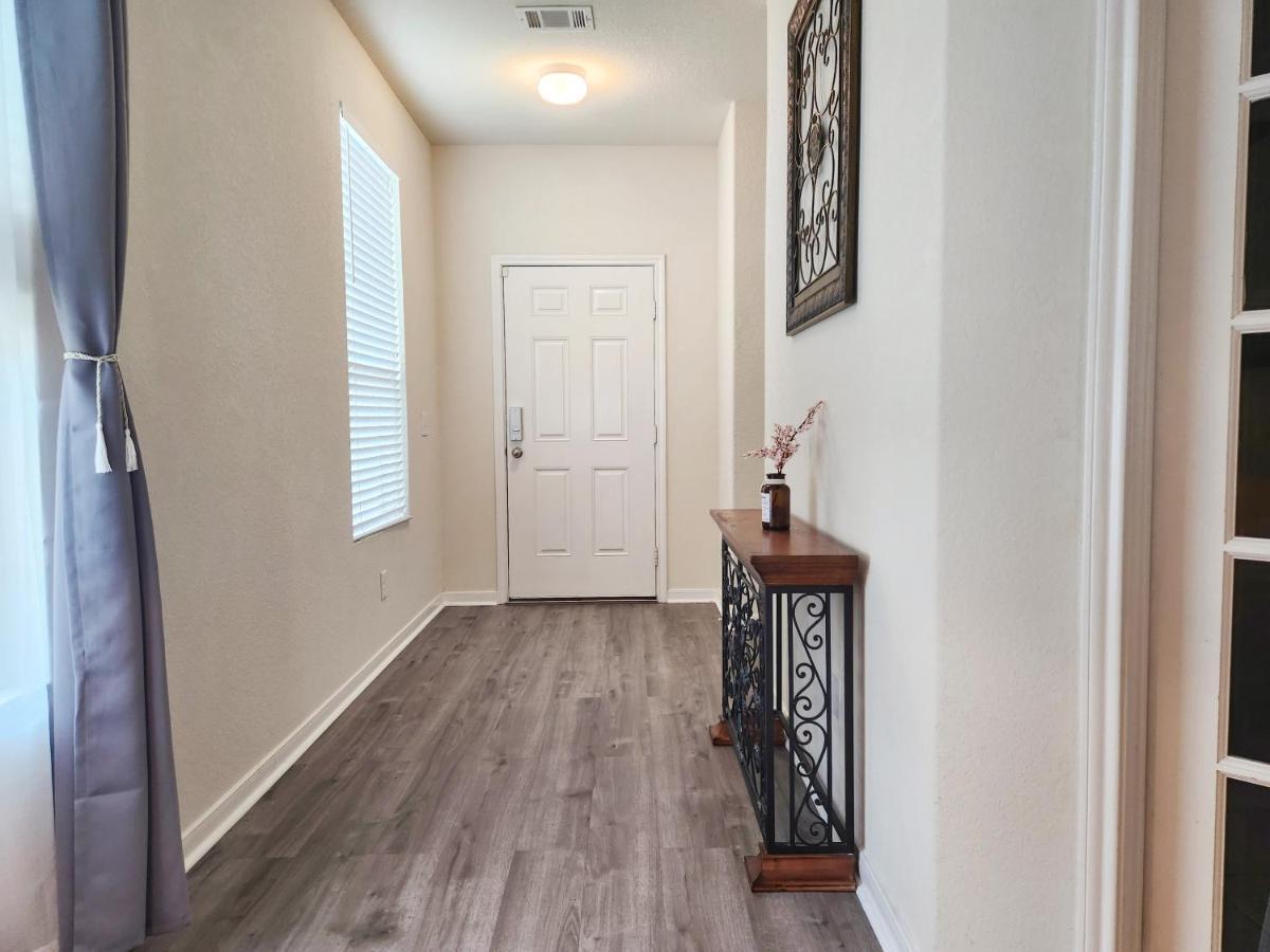 4 Bedroom Home Near Downtown Med Center Nrg Stadium Pearland Skyview Long By Ion Rentals Х'юстон Екстер'єр фото
