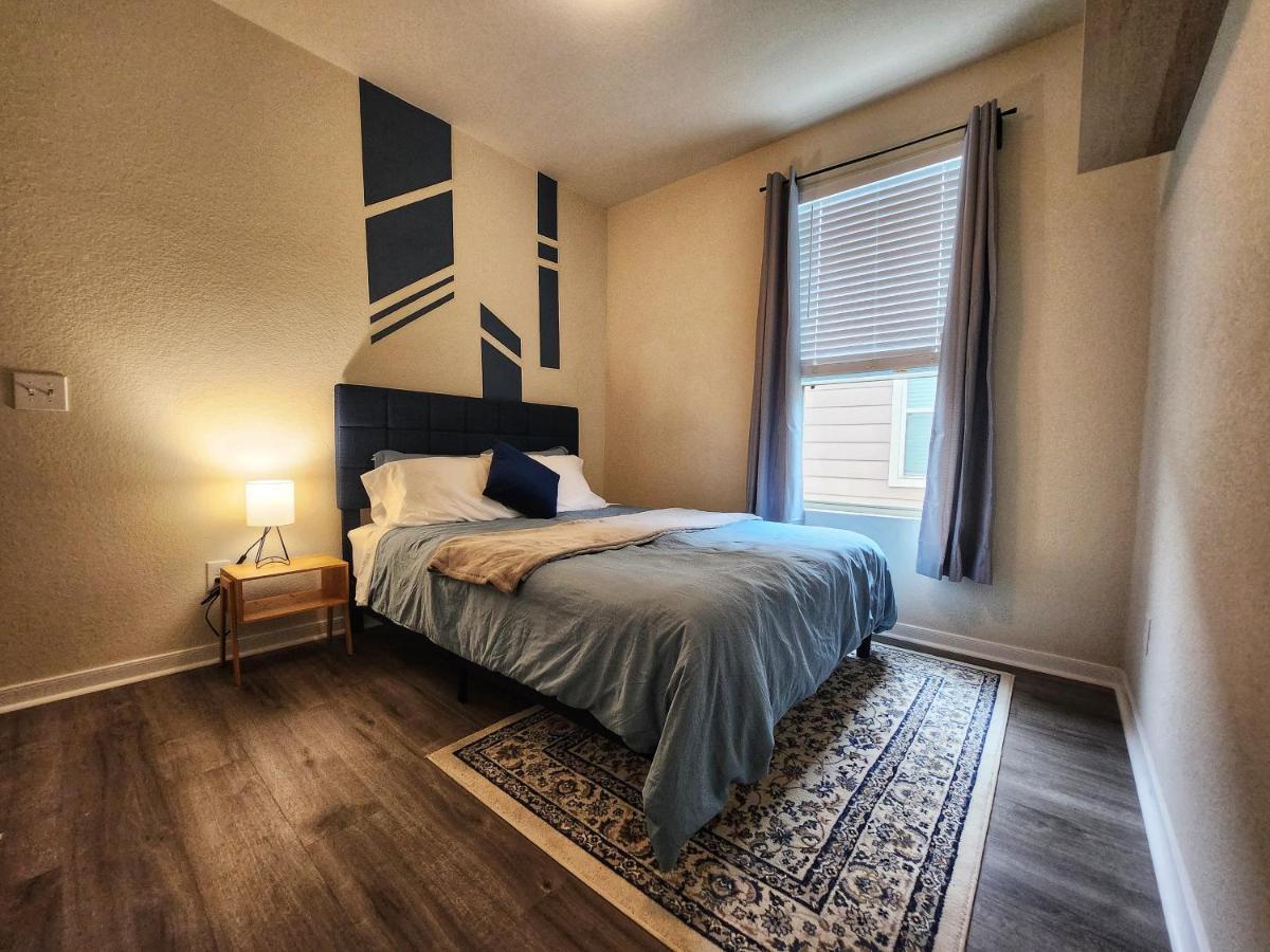 4 Bedroom Home Near Downtown Med Center Nrg Stadium Pearland Skyview Long By Ion Rentals Х'юстон Екстер'єр фото